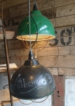 Grislampa svart. 525kr