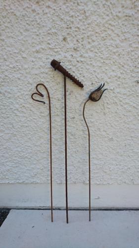 Buskstöd hjärta, skruv och knopp