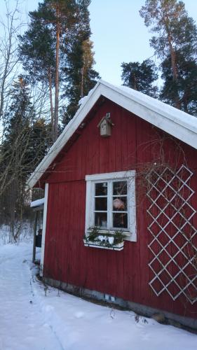 Holken hänger på en norrgavel.